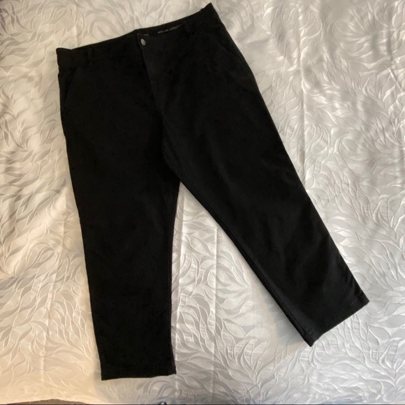 Calvin Klein Jeans Denim - Calvin Klein Jeans | Black Cropped Jeans | Size 33